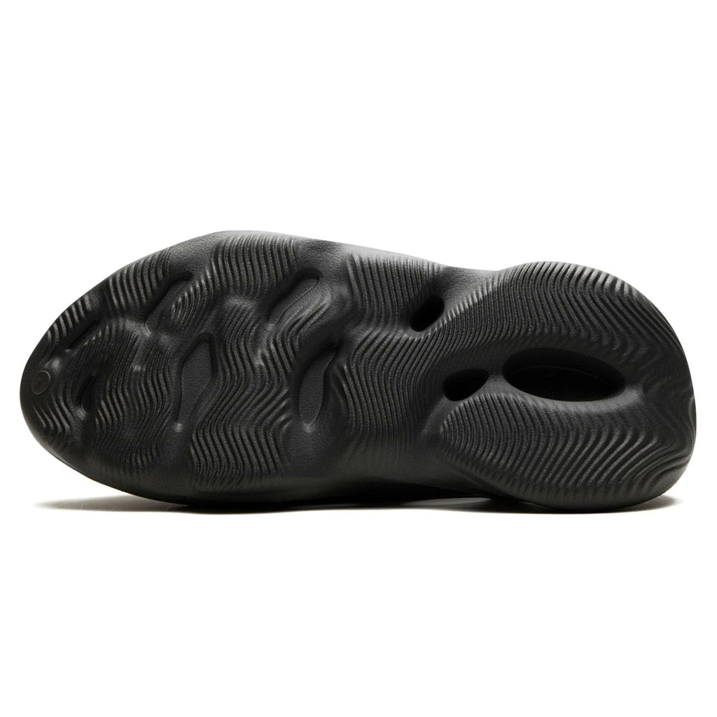 Adidas Yeezy Foam Runner 'Carbon