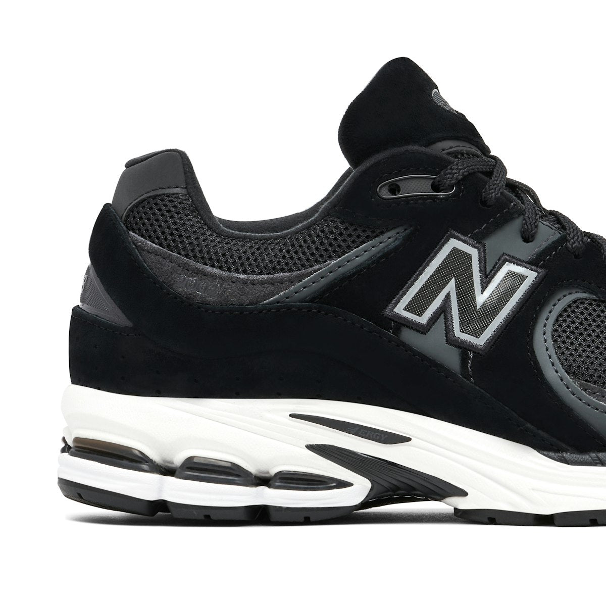 New Balance 2002R - Black Gunmetal
