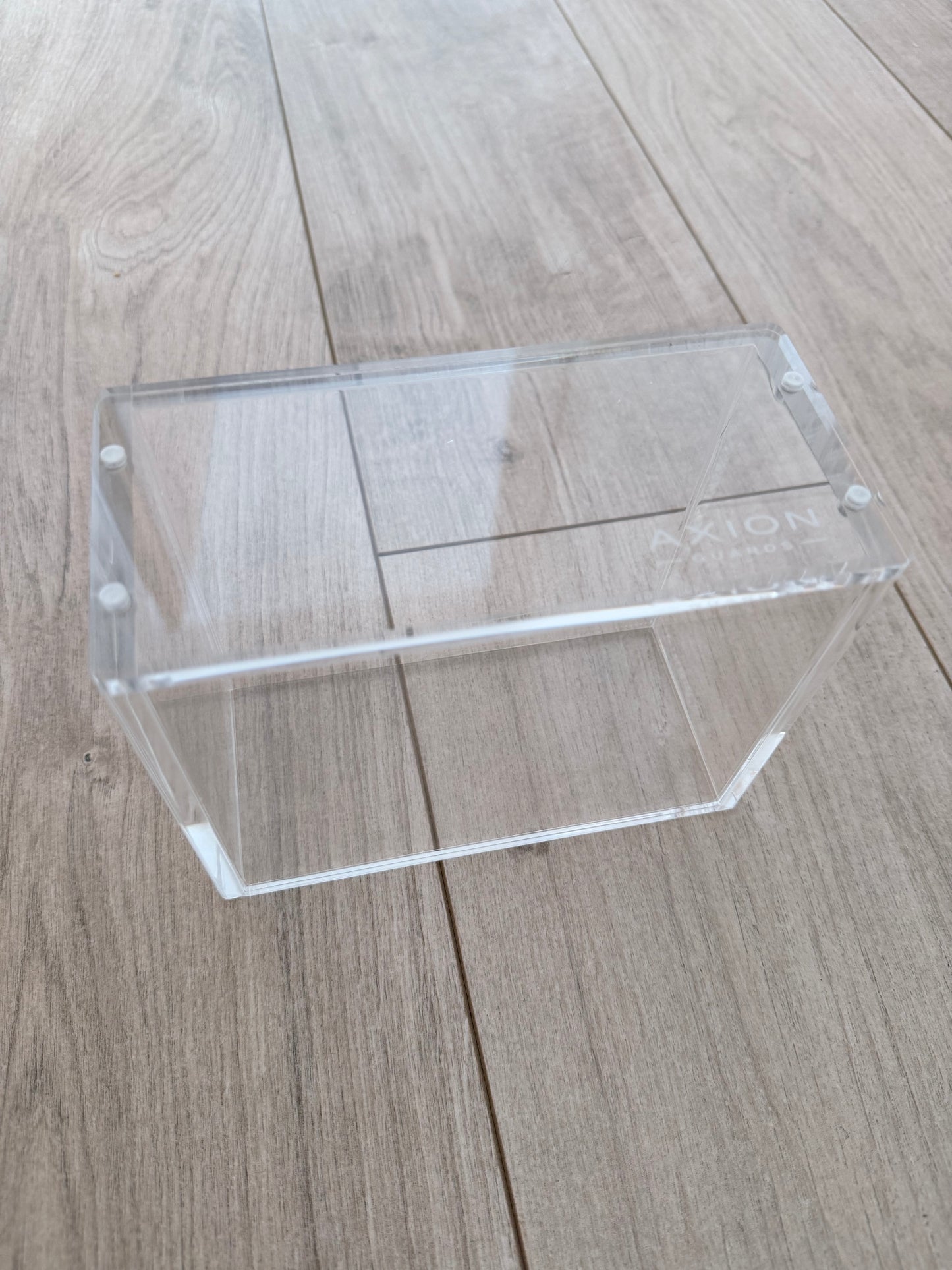 Axion Acrylic Case - One Piece Booster Box