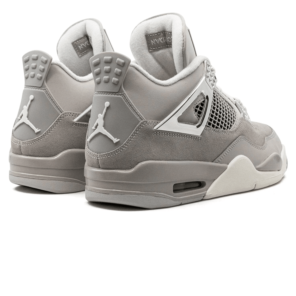 Air Jordan 4 Retro 'Frozen Moments'